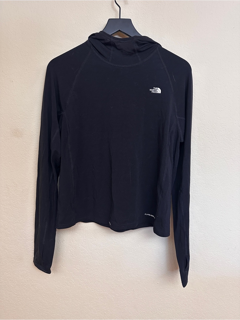 The North Face Women’s Black Lightweight Hooded Long Sleeve Top